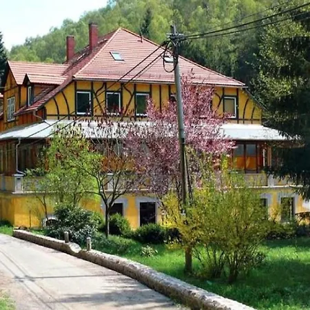 Rotschoenberg Im Tal Der Freiberger Mulde Apartament Großschirma