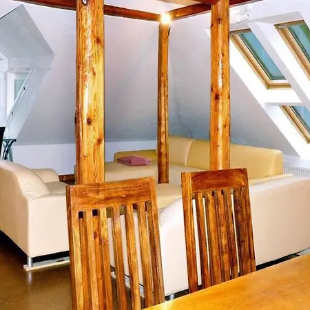 Rotschoenberg Im Tal Der Freiberger Mulde *