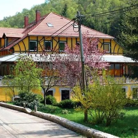 In A With Park In Gro Schirma *