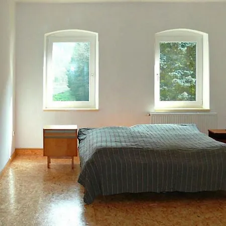 Apartment In A With Park In Gro Schirma *