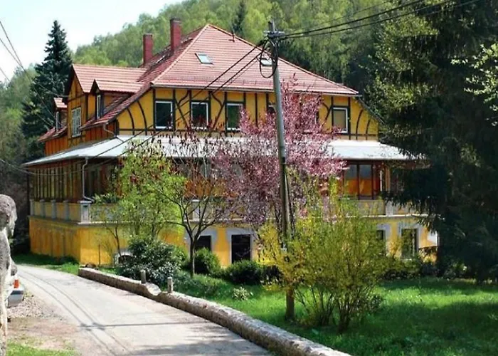 Rotschoenberg Im Tal Der Freiberger Mulde 公寓 Großschirma